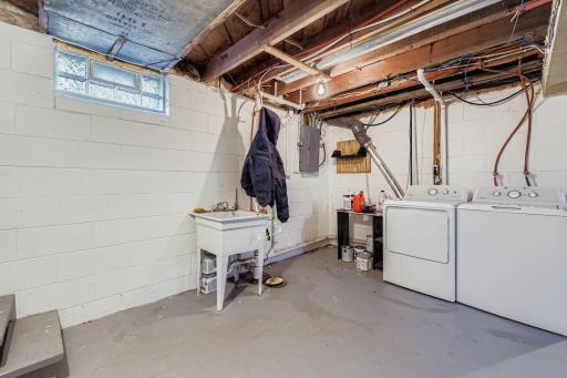 1384 Westminster St - Web Quality - 023 - 29 Lower Level Laundry Room.jpg