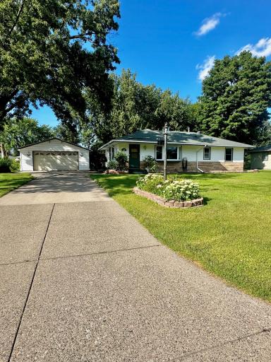 6808 Bethia Lane, Minneapolis, MN 55428