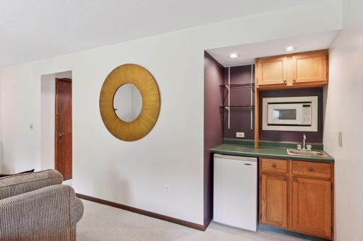 4184 Knob Circle, Eagan, MN 55122