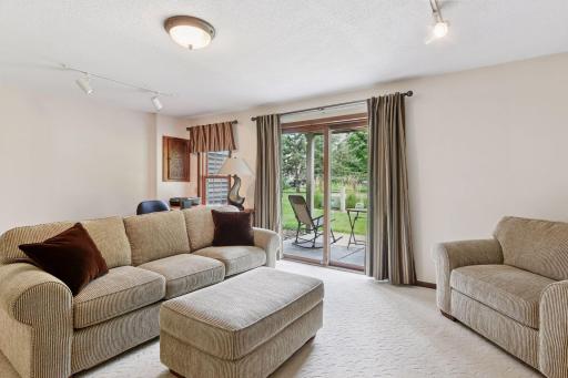 4184 Knob Circle, Eagan, MN 55122