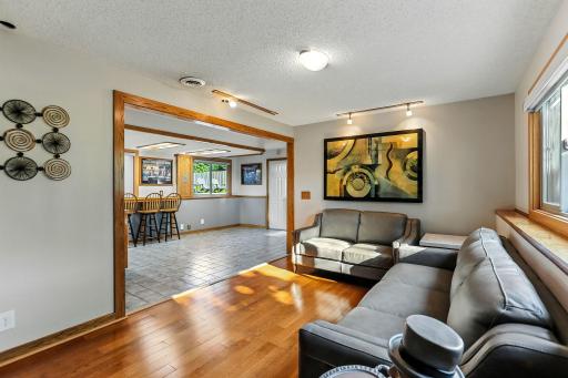 11221 Sumter Avenue N, Champlin, MN 55316