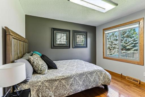 11221 Sumter Avenue N, Champlin, MN 55316