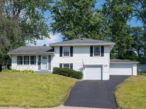 11341 Kell Road, Bloomington, MN 55437