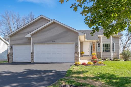 426 Dillon Avenue N, Montrose, MN 55363