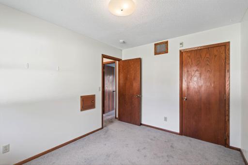 2730 Fernwood Street, Saint Paul, MN 55113