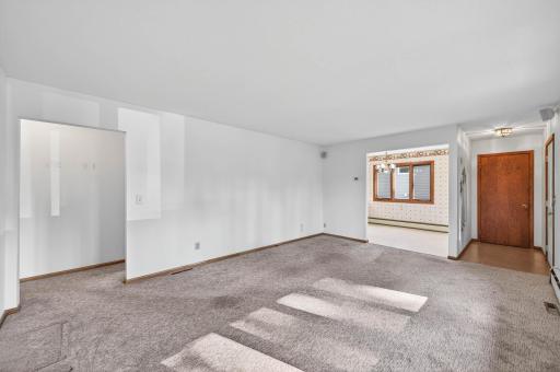 2730 Fernwood Street, Saint Paul, MN 55113
