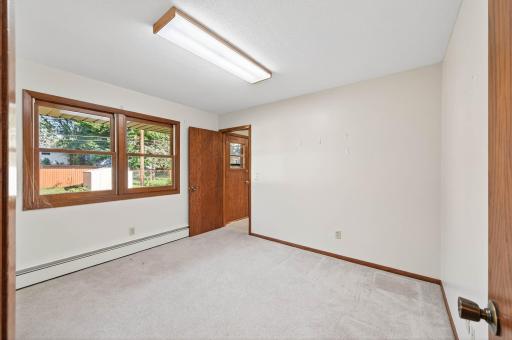 2730 Fernwood Street, Saint Paul, MN 55113