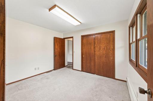 2730 Fernwood Street, Saint Paul, MN 55113