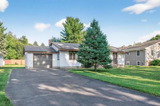 2730 Fernwood Street, Saint Paul, MN 55113