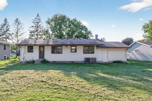 2730 Fernwood Street, Saint Paul, MN 55113