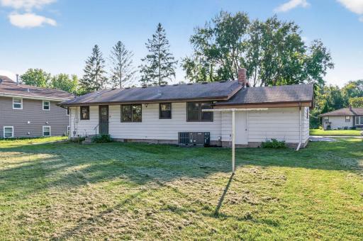 2730 Fernwood Street, Saint Paul, MN 55113