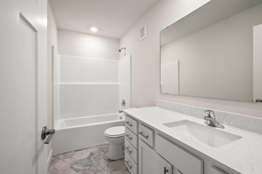 720 Spruce Street N, Cambridge, MN 55008