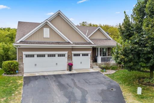 3915 Trail Point Court NW, Prior Lake, MN 55372