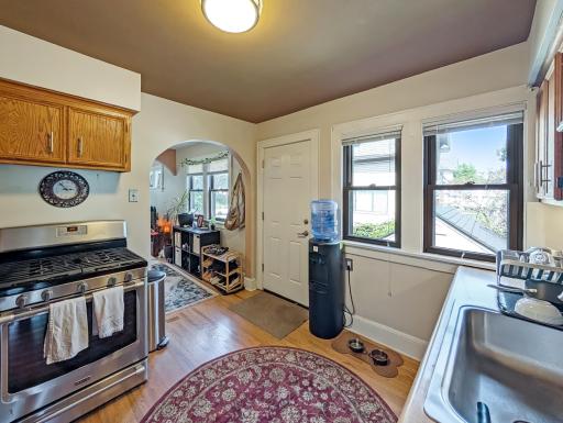 Natural light in the kitchen as well. Unit 2809