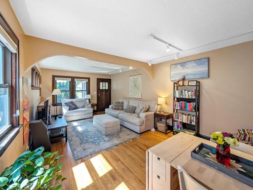 2809 36th Avenue S, Minneapolis, MN 55406