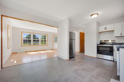 1017 181st Avenue NE, Cedar, MN 55011