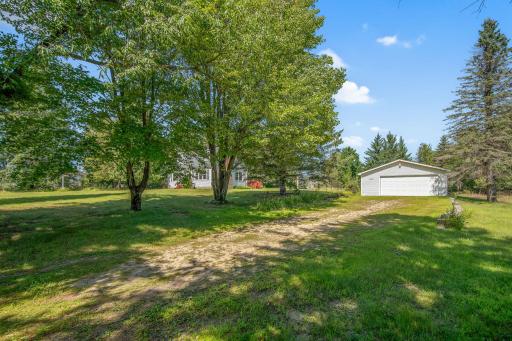 1017 181st Avenue NE, Cedar, MN 55011