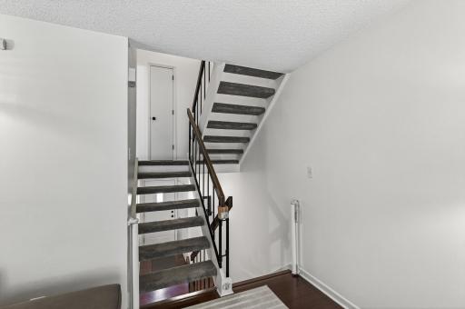 3262 Valley Ridge Drive, 4, Eagan, MN 55121