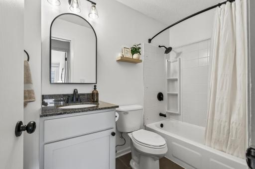 3262 Valley Ridge Drive, 4, Eagan, MN 55121