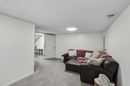 3262 Valley Ridge Drive, 4, Eagan, MN 55121