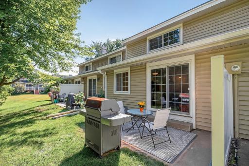3262 Valley Ridge Drive, 4, Eagan, MN 55121