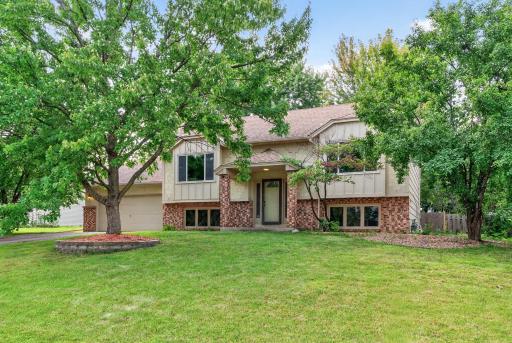 4835 Orleans Lane N, Minneapolis, MN 55442