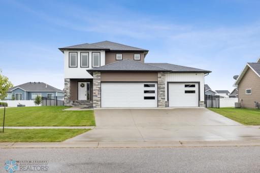 2427 Harbor Lane, West Fargo, ND 58078