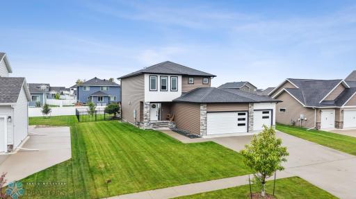 2427 Harbor Lane, West Fargo, ND 58078