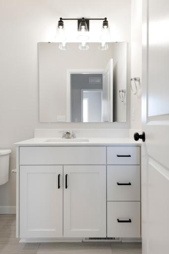 11542 202nd Street W, Lakeville, MN 55044