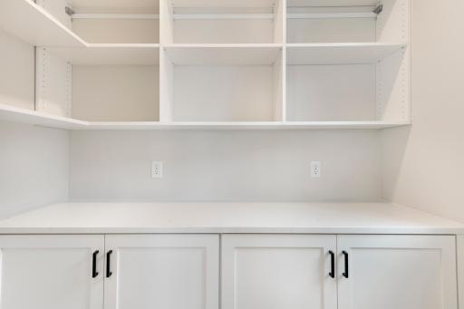 11542 202nd Street W, Lakeville, MN 55044