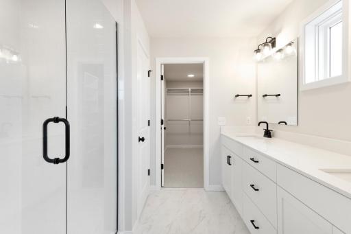 11542 202nd Street W, Lakeville, MN 55044