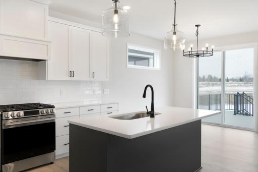 11542 202nd Street W, Lakeville, MN 55044