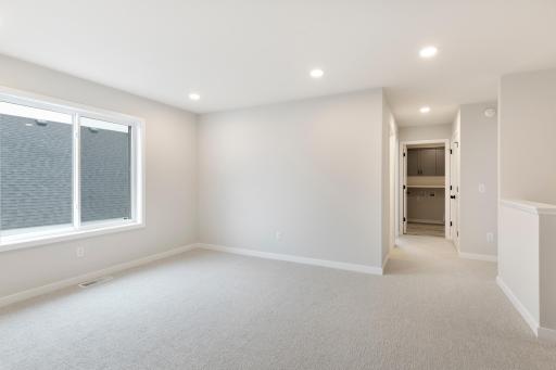 11542 202nd Street W, Lakeville, MN 55044