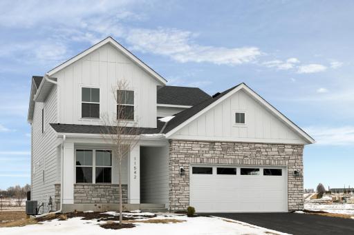 11542 202nd Street W, Lakeville, MN 55044