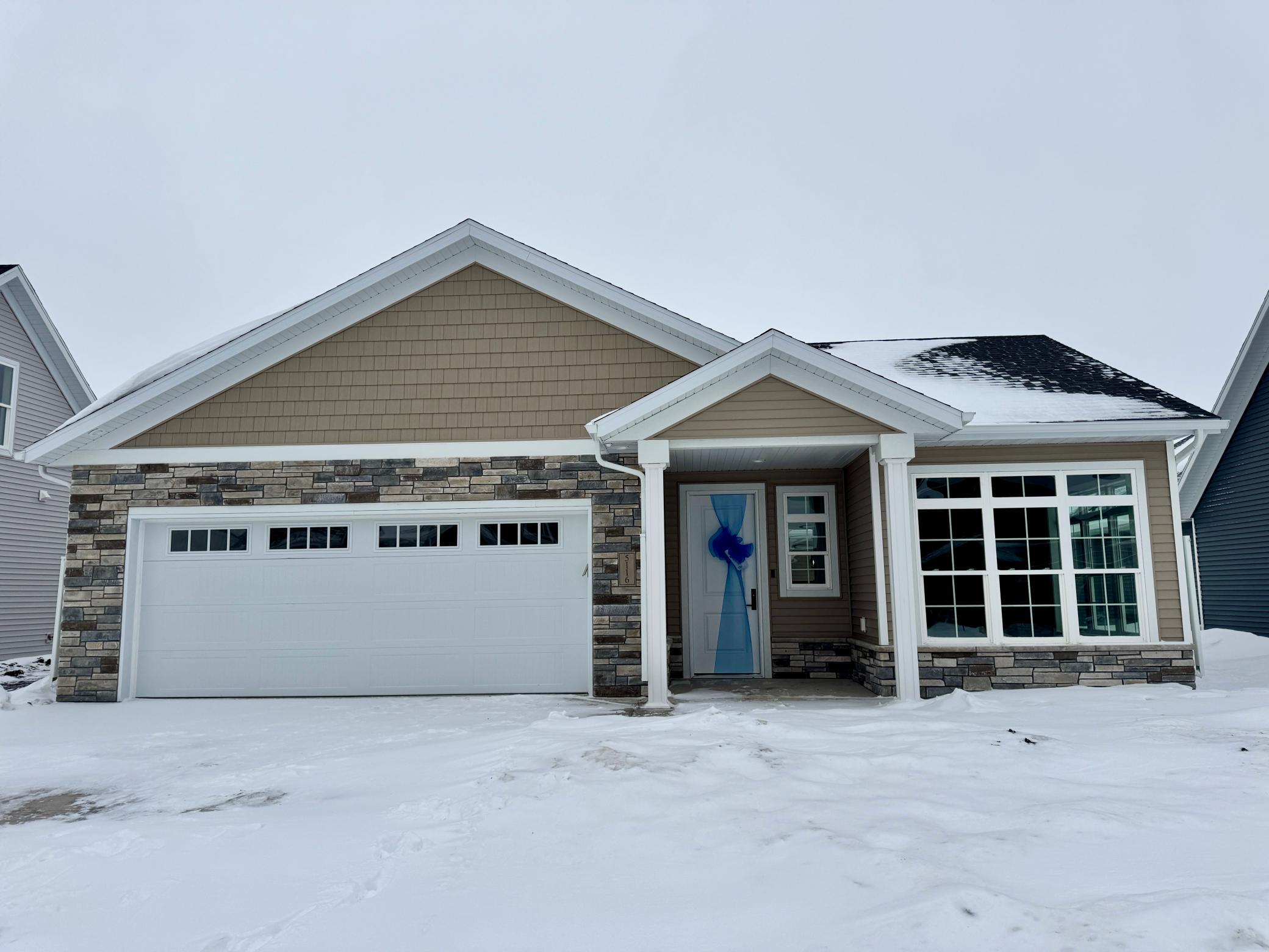 5116 Mira Way W