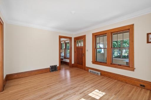 3328 45th Avenue S, Minneapolis, MN 55406