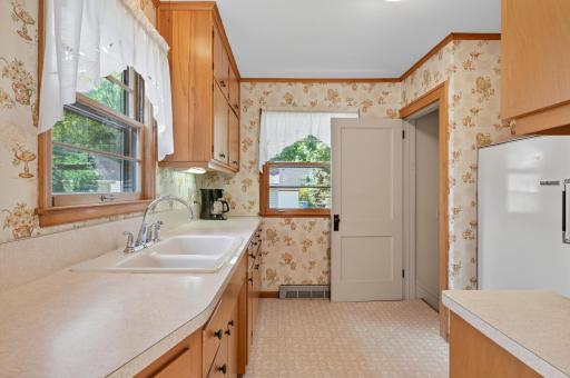 3328 45th Avenue S, Minneapolis, MN 55406