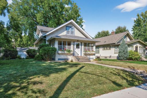 3328 45th Avenue S, Minneapolis, MN 55406