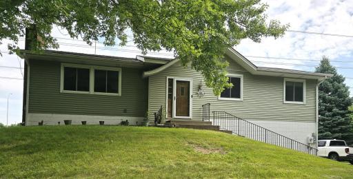 7224 Vinewood Lane N, Maple Grove, MN 55311