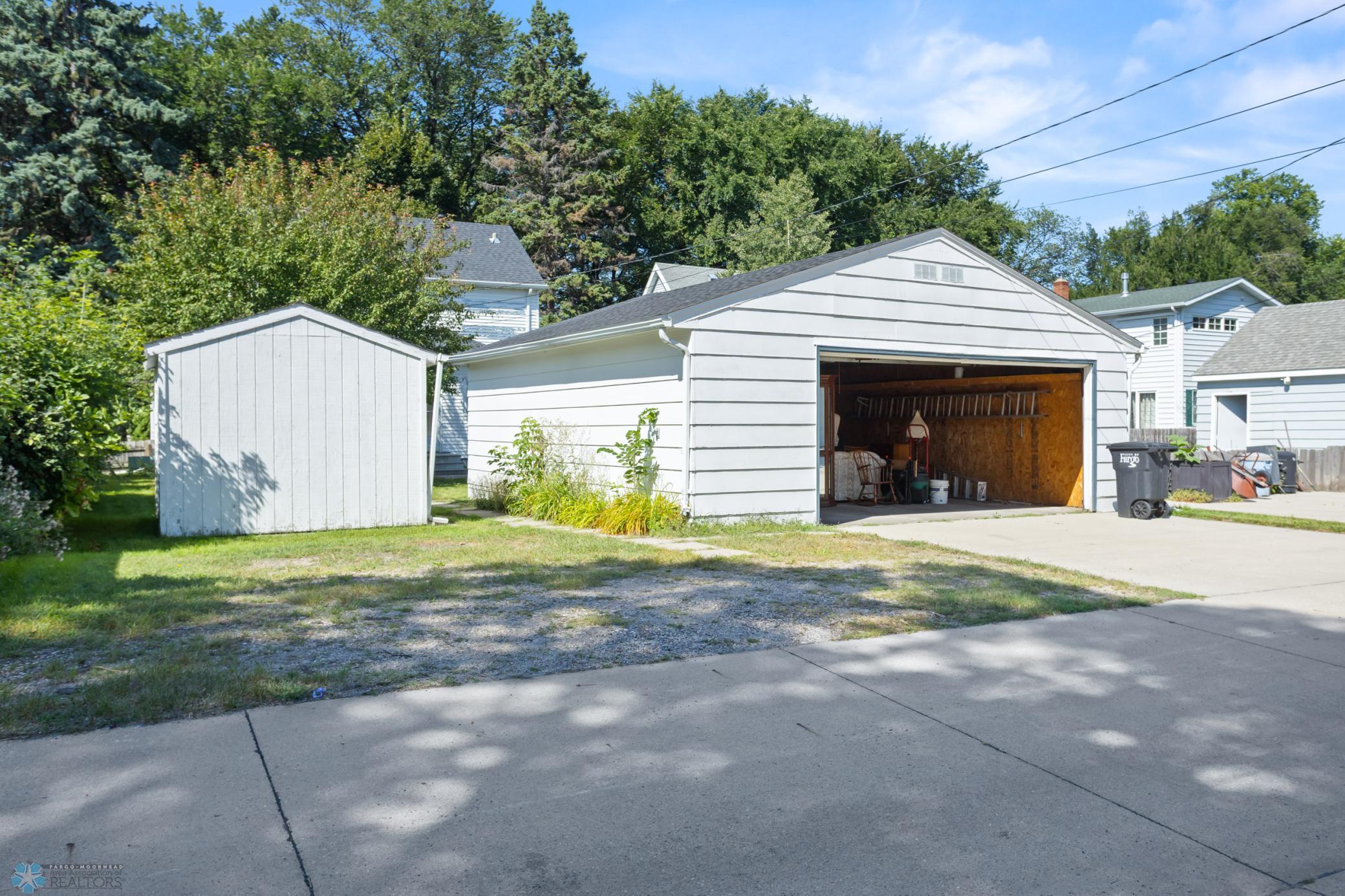 Oversized 2 Stall Garage