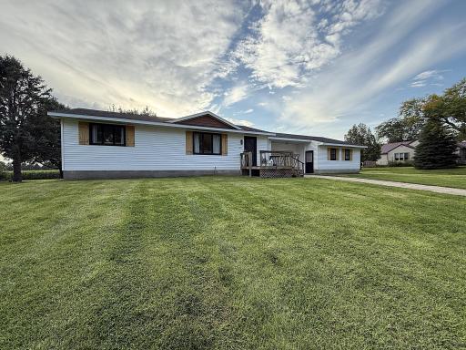 421 9th Avenue, Madison, MN 56256