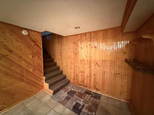 421 9th Avenue, Madison, MN 56256