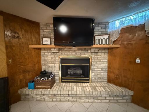 421 9th Avenue, Madison, MN 56256