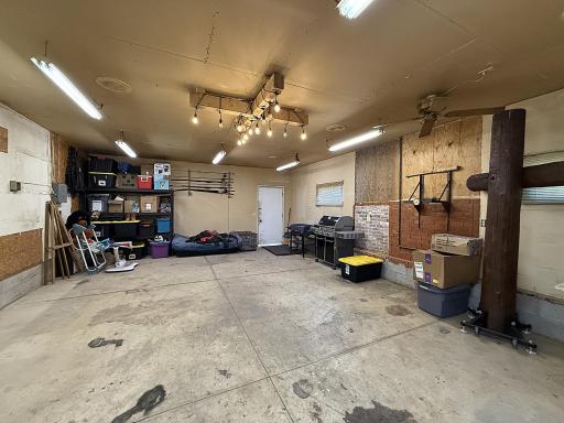 421 9th Avenue, Madison, MN 56256