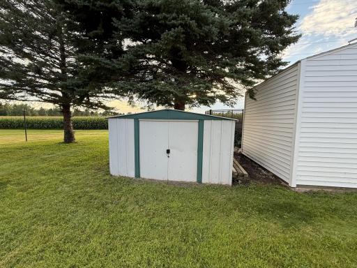 421 9th Avenue, Madison, MN 56256