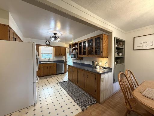 421 9th Avenue, Madison, MN 56256