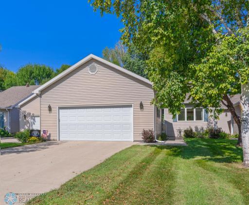 71 Prairiewood Crossing S, B, Fargo, ND 58103