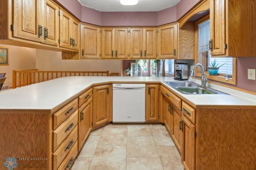 71 Prairiewood Crossing S, B, Fargo, ND 58103
