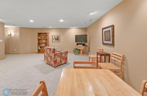 71 Prairiewood Crossing S, B, Fargo, ND 58103