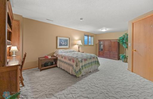 71 Prairiewood Crossing S, B, Fargo, ND 58103